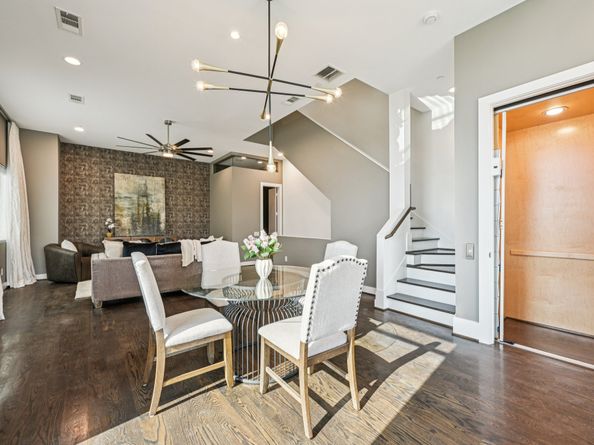 5929 E Post Oak Lane, Houston TX 77055