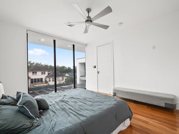 5027 Jackwood Street, Houston TX 77096