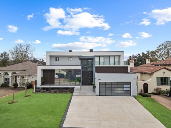 5027 Jackwood Street, Houston TX 77096