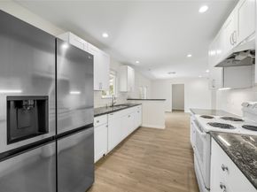 5502 Dawnridge Drive, Houston TX 77035