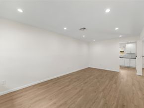 5502 Dawnridge Drive, Houston TX 77035