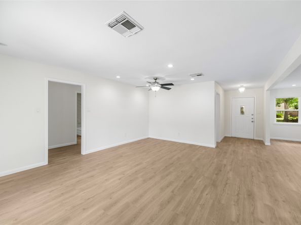 5502 Dawnridge Drive, Houston TX 77035
