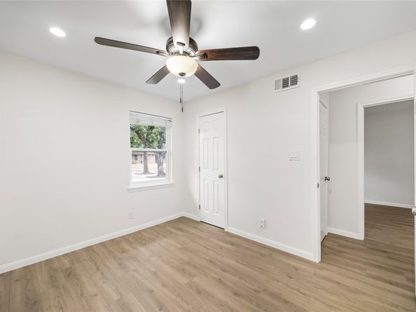 5502 Dawnridge Drive, Houston TX 77035