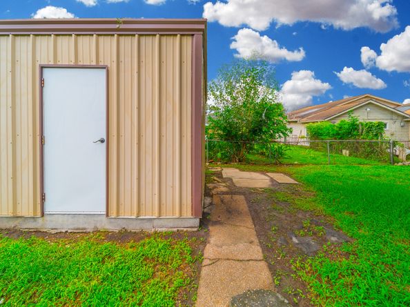 6307 Westover Street, Houston TX 77087