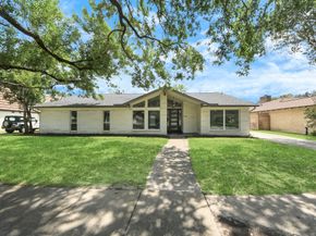 5623 Jackwood Street, Houston TX 77096