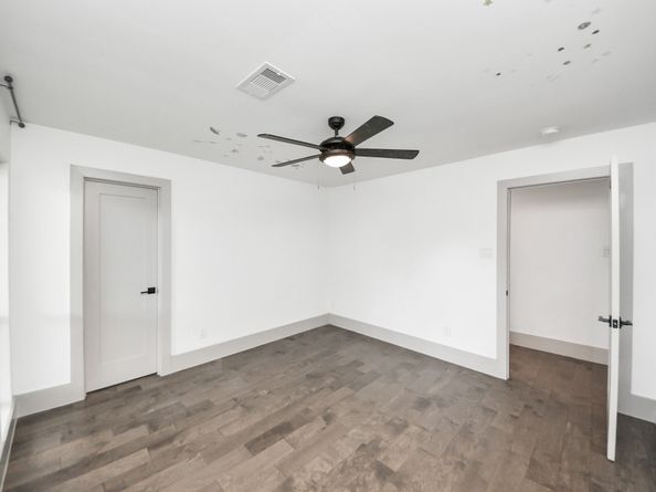 5623 Jackwood Street, Houston TX 77096