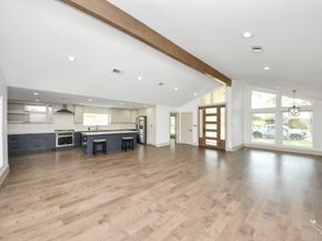 5623 Jackwood Street, Houston TX 77096