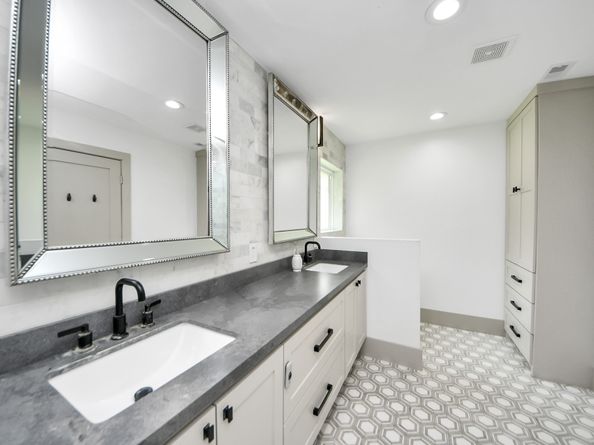 5623 Jackwood Street, Houston TX 77096