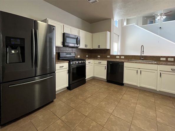 18318 Canary Bluff Lane, Cypress TX 77433