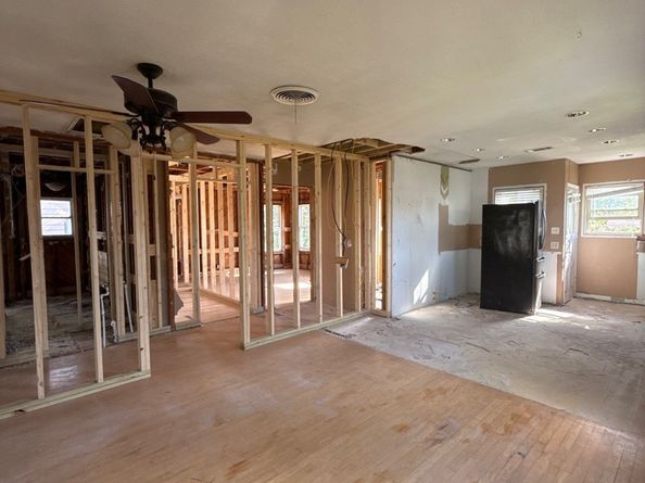 611 Mathis Street, Houston TX 77009