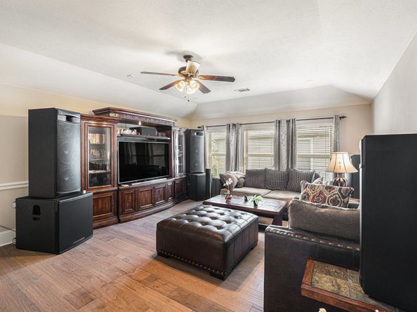 18522 Cascade Timbers Lane, Tomball TX 77377