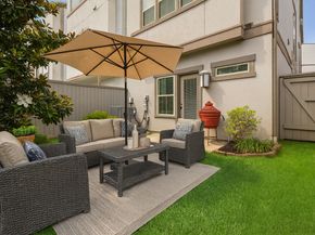 803 Algona Avenue, Houston TX 77008
