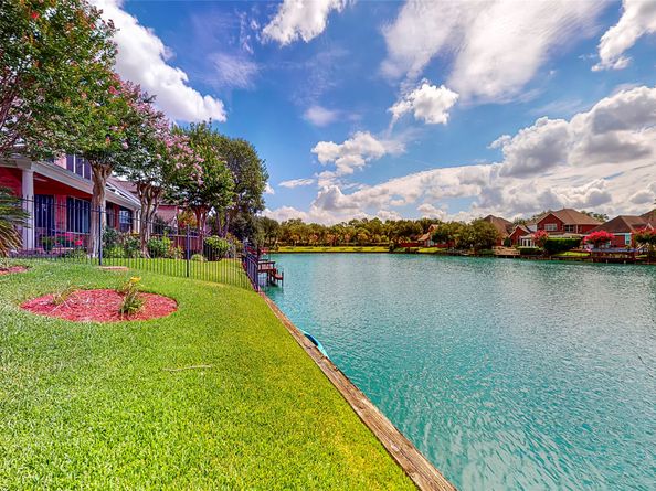 402 Bay Bridge Drive, Sugar Land TX 77478