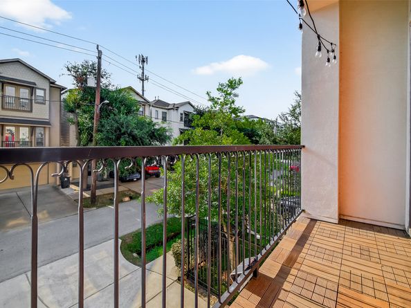 2506 Maxroy Street, Houston TX 77007