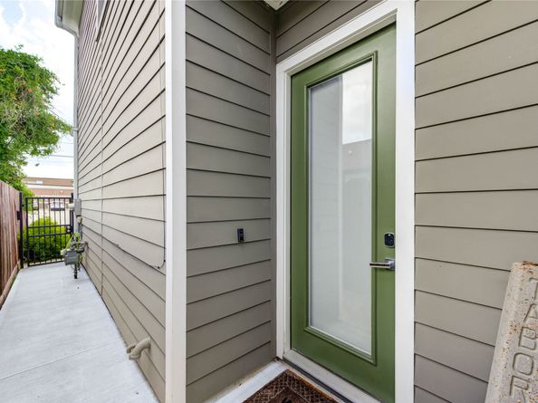 2013 Schweikhardt Street, Houston TX 77020