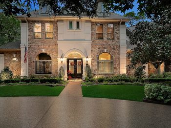 2 Peony Springs Court