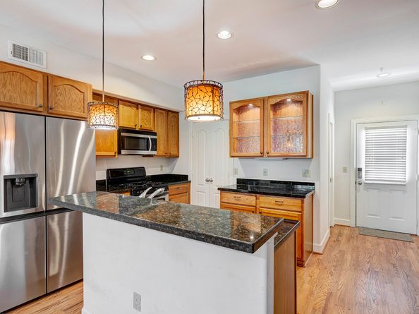 1602 Elgin Street 13, Houston TX 77004