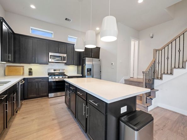 2616 Riverside Drive F, Houston TX 77004