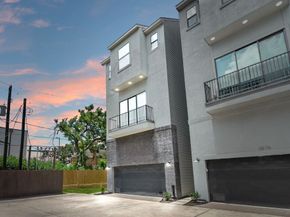 2616 Riverside Drive F, Houston TX 77004