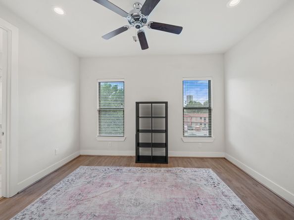 2616 Riverside Drive F, Houston TX 77004