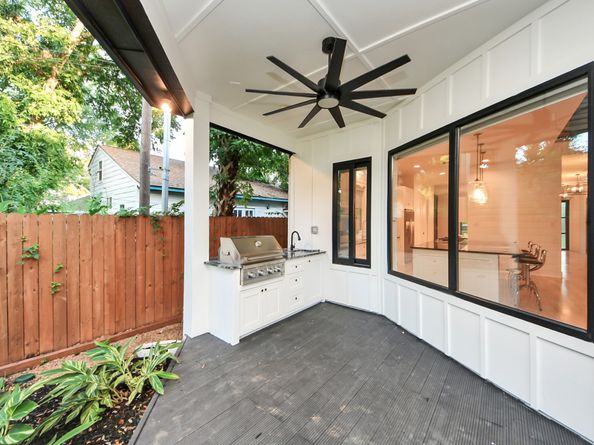 3305 Rochdale Street, Houston TX 77025