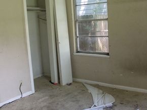 4813 Angleton Street, Houston TX 77033