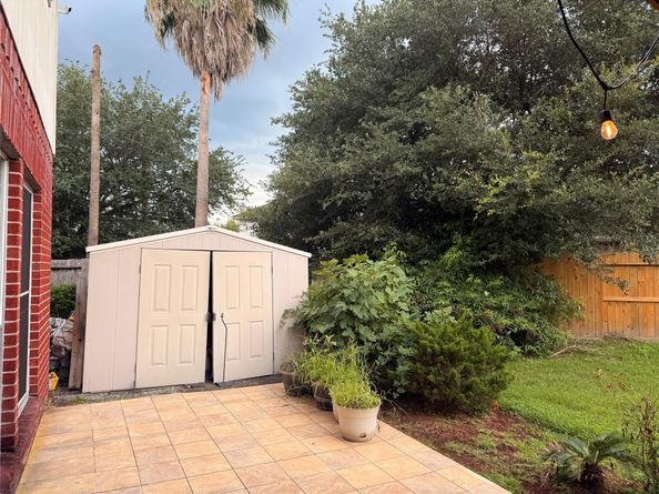 26865 Monarch Manor Lane, Kingwood TX 77339