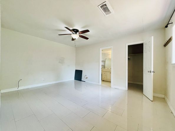 5822 Par Four Drive, Houston TX 77088