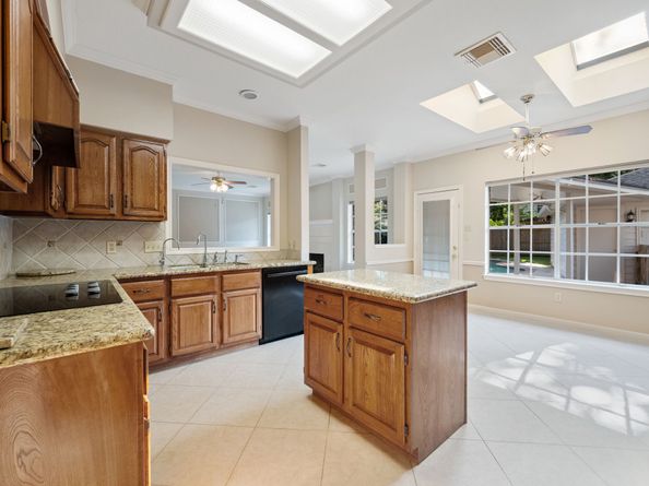 3307 Greenwood Glen Drive, Kingwood TX 77345
