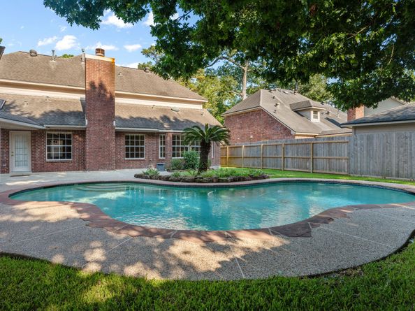 3307 Greenwood Glen Drive, Kingwood TX 77345