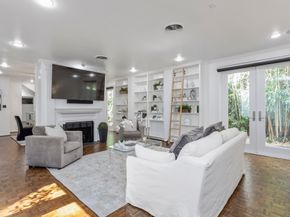 33 River Hollow Lane, Houston TX 77027