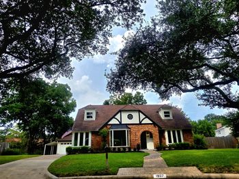 1507 Village Green Court