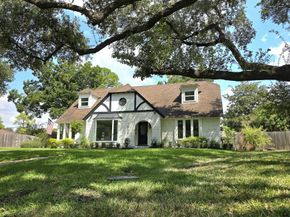 1507 Village Green Court, Houston TX 77077