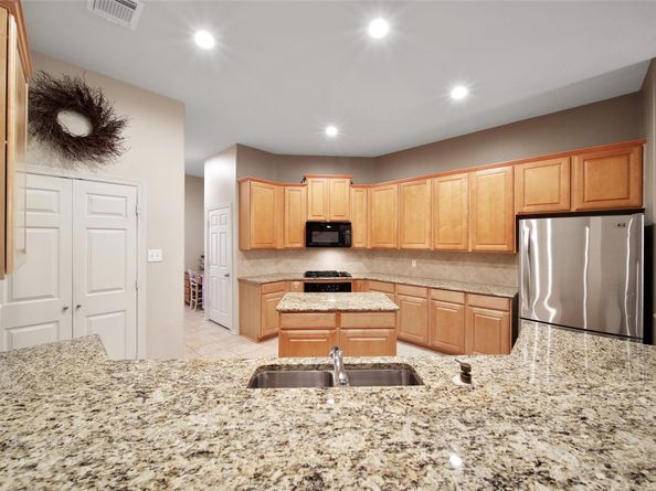 28418 Shining Creek Lane, Spring TX 77386
