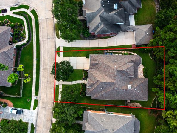 28418 Shining Creek Lane, Spring TX 77386