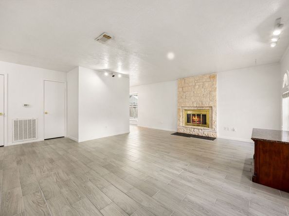 4806 Quailgate Drive, Spring TX 77373