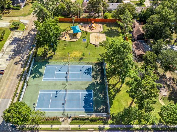 4806 Quailgate Drive, Spring TX 77373
