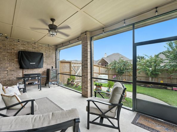 529 Water Street, Webster TX 77598