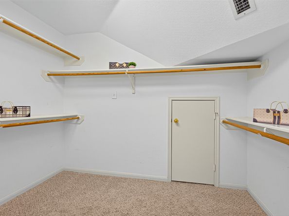 151 W Coldbrook Circle, Spring TX 77381