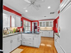 5510 Pine Arbor Drive, Houston TX 77066