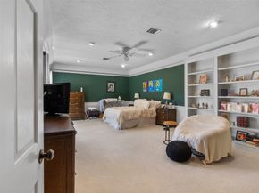 5510 Pine Arbor Drive, Houston TX 77066