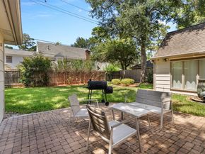 5510 Pine Arbor Drive, Houston TX 77066