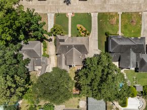 5510 Pine Arbor Drive, Houston TX 77066