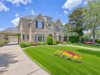 11723 Gallant Ridge Lane