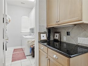 11723 Gallant Ridge Lane, Houston TX 77082