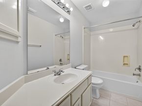 7218 Tessa Lakes, Sugar Land TX 77479