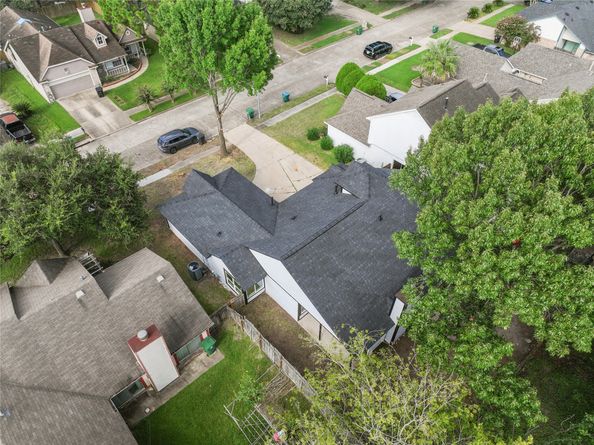 12054 Green Glade Drive, Houston TX 77099