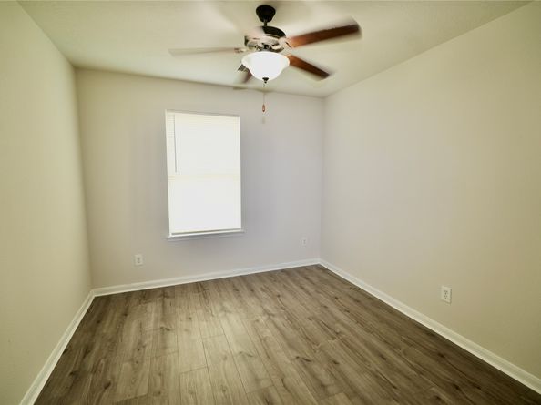 19010 Remington Springs Dr, Houston TX 77073