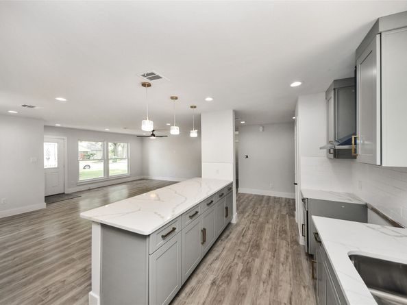 3618 Zephyr Street, Houston TX 77021