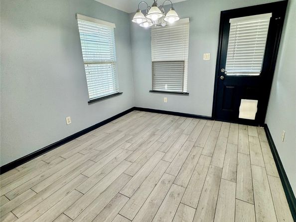 6610 Pine Tree Spring, Houston TX 77049